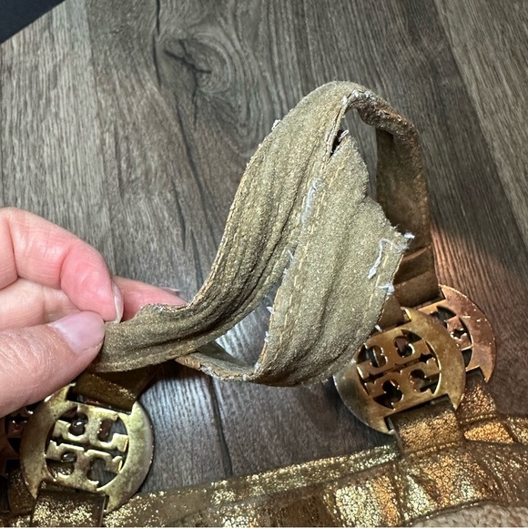 TORY BURCH Tote Bag Cable Knit METALLIC GOLD TRIM Wool Silk Lining Horse READ! - Picture 10 of 16